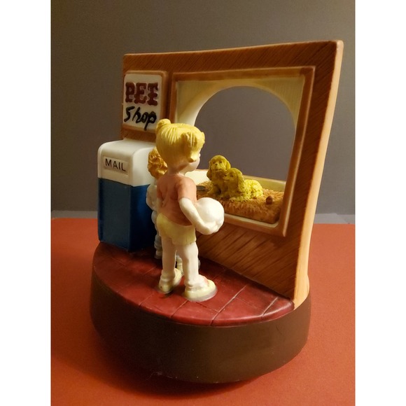 House of Lloyd 1989 Pet Shop Music Box - Picture 2 of 5